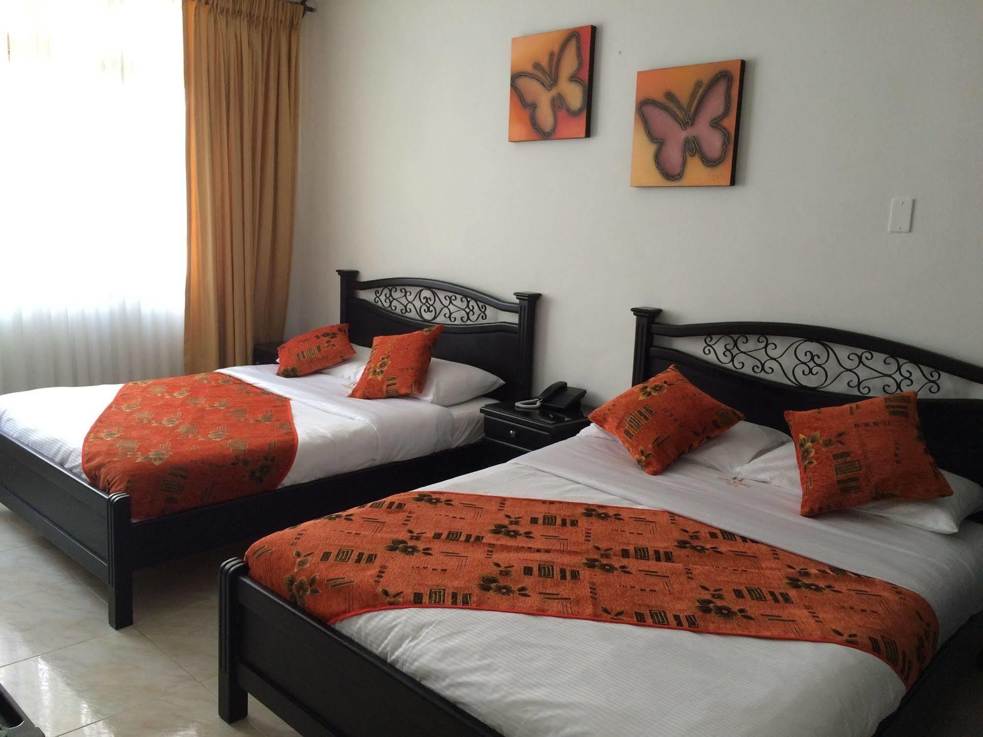 Hotel Imperio La 16 Pereira Esterno foto